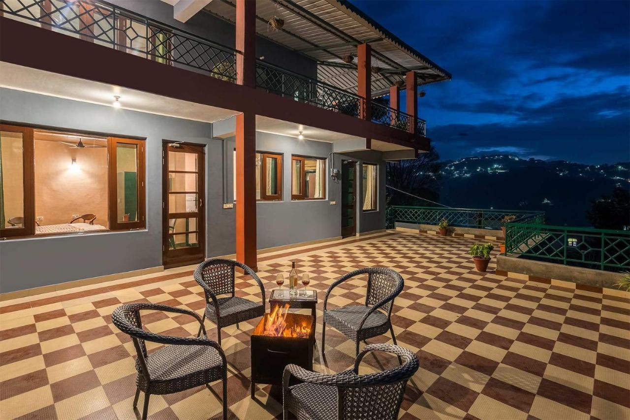 Stayvista At Cecil Cottages With Barbeque, Hill View Kasauli Exterior foto
