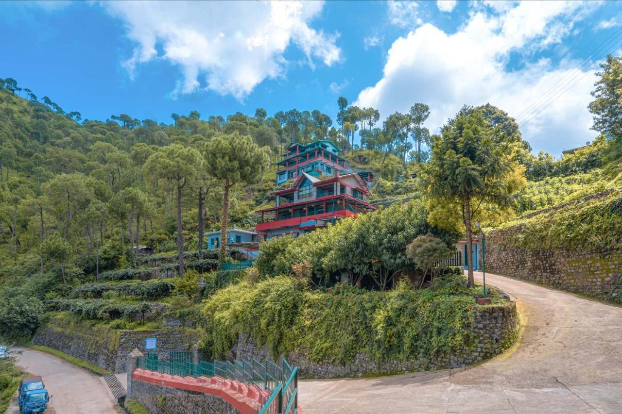 Stayvista At Cecil Cottages With Barbeque, Hill View Kasauli Exterior foto