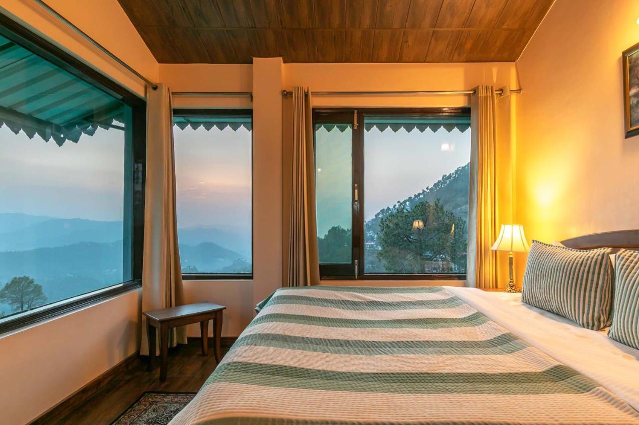 Stayvista At Cecil Cottages With Barbeque, Hill View Kasauli Exterior foto