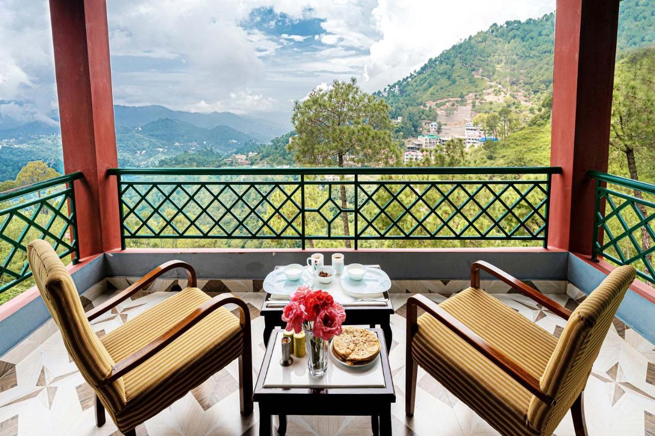Stayvista At Cecil Cottages With Barbeque, Hill View Kasauli Exterior foto